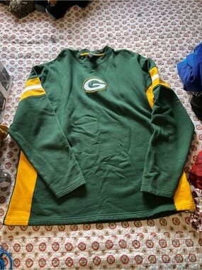 NFL Team Apparel Green Bay Packers Football Sweater size XL
